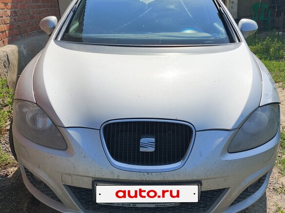 2012 SEAT Leon II Рестайлинг, серебристый, 530000 рублей