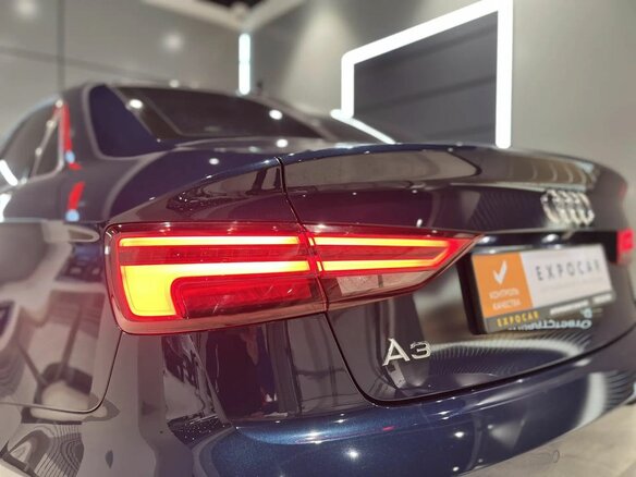 2020 Audi A3 III (8V) Рестайлинг, синий - вид 10