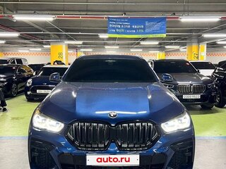 2022 BMW X6 40i III (G06), синий, 8500000 рублей, вид 2