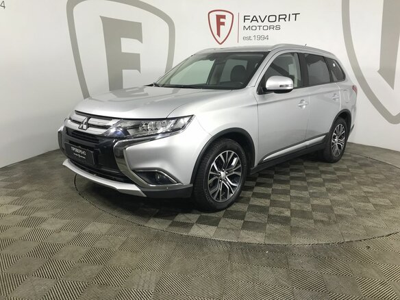 2016 Mitsubishi Outlander III Рестайлинг 2, серебристый