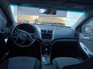2011 Hyundai Solaris I, серый, 615000 рублей, вид 5