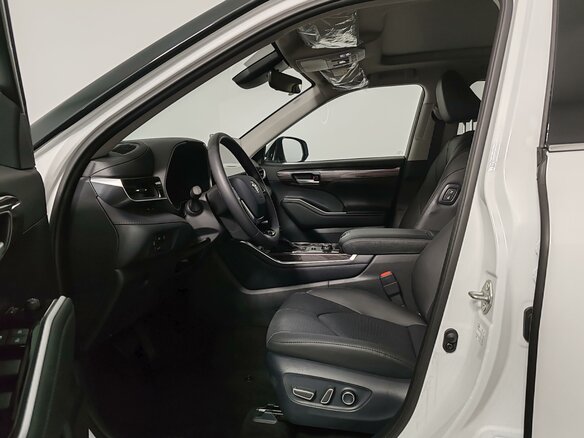 2026 Toyota Highlander IV (XU70), белый, 5790000 рублей - вид 8