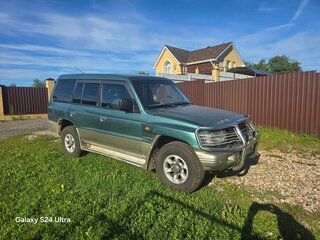 1997 Mitsubishi Pajero II Рестайлинг, зелёный, 520000 рублей, вид 2