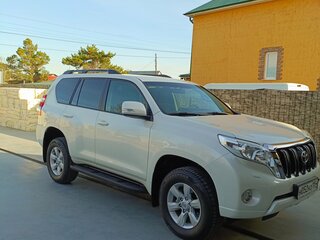2015 Toyota Land Cruiser Prado 6-speed 150 Series Рестайлинг 1, белый, 4350000 рублей, вид 3