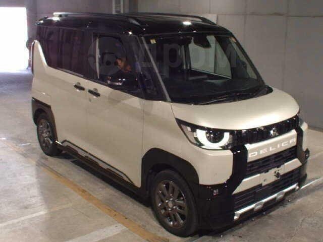 Открыть фотографии: Mitsubishi Delica Mini I