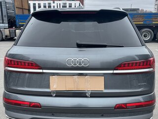 2020 Audi Q7 50 TDI II (4M) Рестайлинг, серый, 5950000 рублей, вид 2