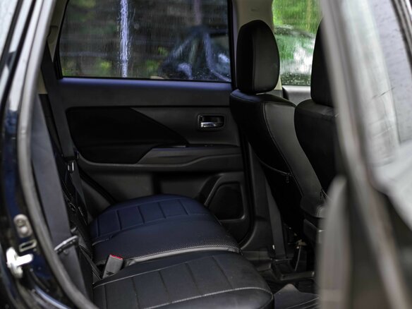 2018 Mitsubishi Outlander III Рестайлинг 2, чёрный, 1745000 рублей - вид 11