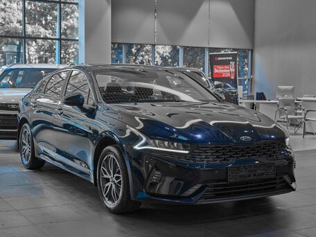 Kia K5 III