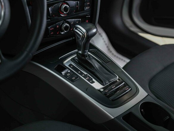 2013 Audi A4 IV (B8) Рестайлинг, белый, 1090000 рублей - вид 5