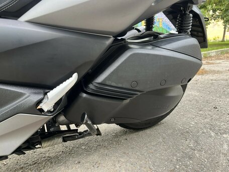 2018 Yamaha XMAX, серебристый, 450000 рублей, вид 5