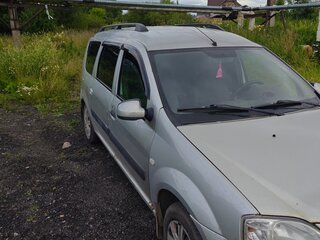 2015 Lada (ВАЗ) Largus I, серебристый, 445000 рублей, вид 2