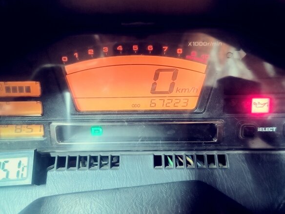 2002 Suzuki Burgman (SkyWave) 650, бежевый, 225000 рублей - вид 12