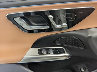2025 Mercedes-Benz E-Класс 200 VI (W214, S214), белый, 6850000 рублей, вид 5
