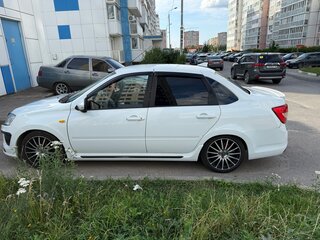 2015 Lada (ВАЗ) Granta Sport I, белый, 700000 рублей, вид 5