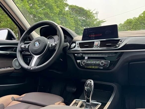 2022 BMW 1 серии 120i III (F52) Рестайлинг, белый - вид 6