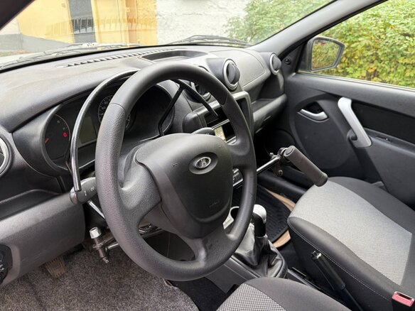 2017 Lada (ВАЗ) Granta I, голубой, 650000 рублей - вид 8