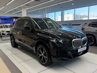 2025 BMW X5 Long 30Li IV (G05/G18) Рестайлинг, чёрный, 8890000 рублей, вид 3