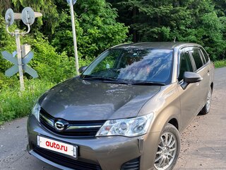 2013 Toyota Corolla Fielder XI (E160, E170, E180), коричневый, 1295000 рублей, вид 3