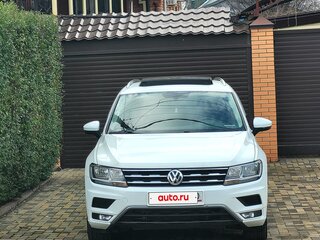 2017 Volkswagen Tiguan Allspace II, белый, 2100000 рублей, вид 3