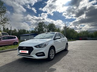 2017 Hyundai Solaris II, белый, 1000000 рублей, вид 1
