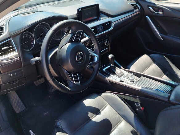 2015 Mazda 6 III (GJ) Рестайлинг, белый, 1700000 рублей - вид 13