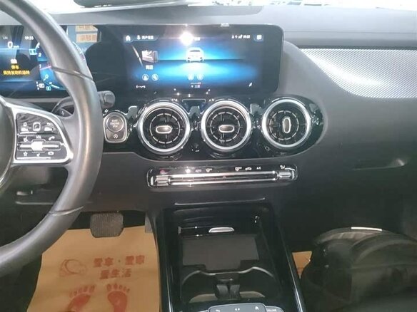 2021 Mercedes-Benz GLA 180 II (H247), белый, 1980000 рублей - вид 10