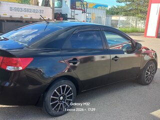 2011 Kia Cerato 4-speed II, чёрный, 695000 рублей, вид 2