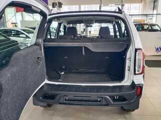 2026 Lada (ВАЗ) Niva Travel I Рестайлинг, белый, 1603000 рублей, вид 5