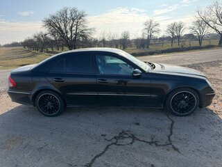 2008 Mercedes-Benz E-Класс 350 III (W211, S211) Рестайлинг, чёрный, 1400000 рублей, вид 4