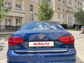 2017 Volkswagen Jetta VI Рестайлинг, синий, 1480000 рублей, вид 5