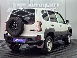 2024 Lada (ВАЗ) Niva Travel I, белый, 1199000 рублей, вид 4