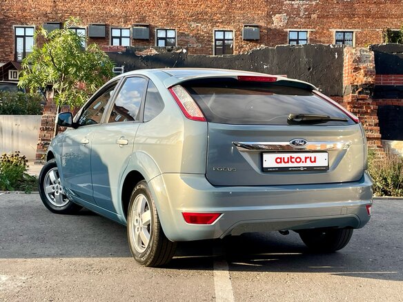 2008 Ford Focus II Рестайлинг, серый, 530000 рублей - вид 1