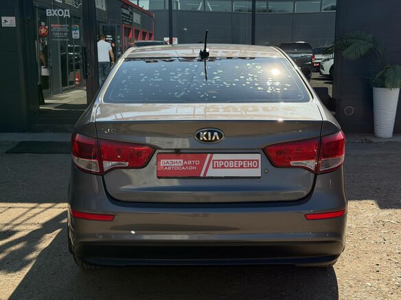 2016 Kia Rio III Рестайлинг, серый, 1050000 рублей - вид 10