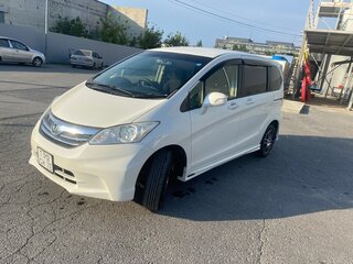 2012 Honda Freed I Рестайлинг, белый, 1170000 рублей, вид 5