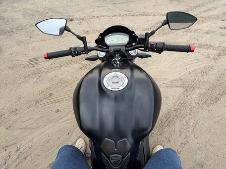 2014 Ducati Monster 821, чёрный, 700000 рублей, вид 3