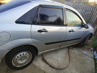2003 Ford Focus I Рестайлинг, серебристый, 270000 рублей, вид 3
