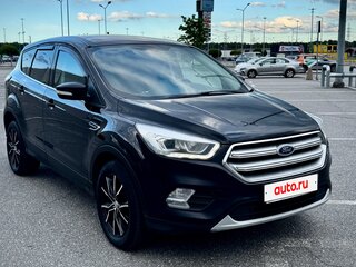 2017 Ford Kuga II Рестайлинг, чёрный, 1599000 рублей, вид 4