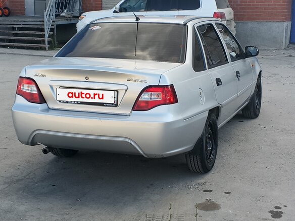 2012 Daewoo Nexia I Рестайлинг, серебристый, 295000 рублей - вид 1