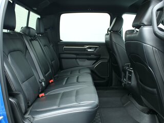 2022 Ram 1500 Crew Cab V, синий, 7295000 рублей, вид 5