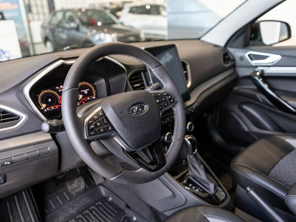 2026 Lada (ВАЗ) Vesta I Рестайлинг (NG), коричневый, 2035000 рублей - вид 12