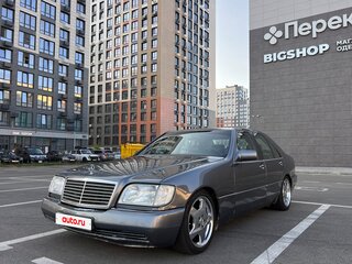 1992 Mercedes-Benz S-Класс 300 III (W140), серый, 800000 рублей, вид 3