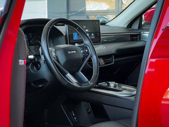 2023 Haval Jolion I, красный - вид 16