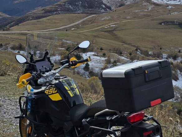 2021 BMW F 850 GS, чёрный, 1200000 рублей - вид 1