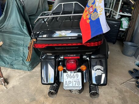 2016 Harley-Davidson Road Glide, чёрный, 1500000 рублей, вид 4
