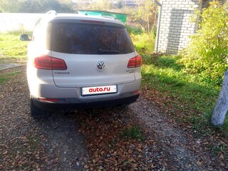 2015 Volkswagen Tiguan I Рестайлинг, серебристый, 1470000 рублей, вид 3