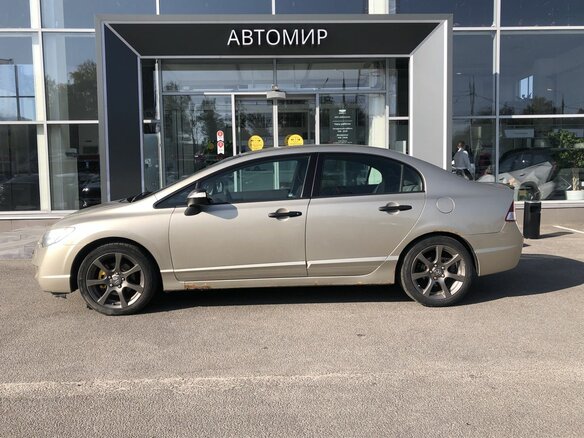 2008 Honda Civic VIII, золотистый, 390000 рублей - вид 7