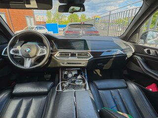 2019 BMW X5 30d IV (G05/G18), чёрный, 5500000 рублей, вид 4