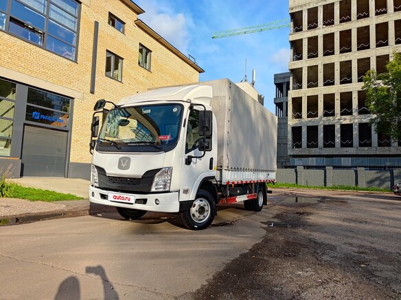 2023 Dongfeng EV400, белый, 3100000 рублей - вид 3