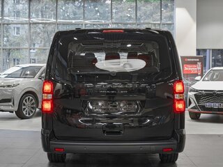 2025 Peugeot Traveller Long I Рестайлинг, чёрный, 6249000 рублей, вид 5