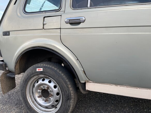 2000 Lada (ВАЗ) 2131 (4x4) I, серебристый, 180000 рублей - вид 12